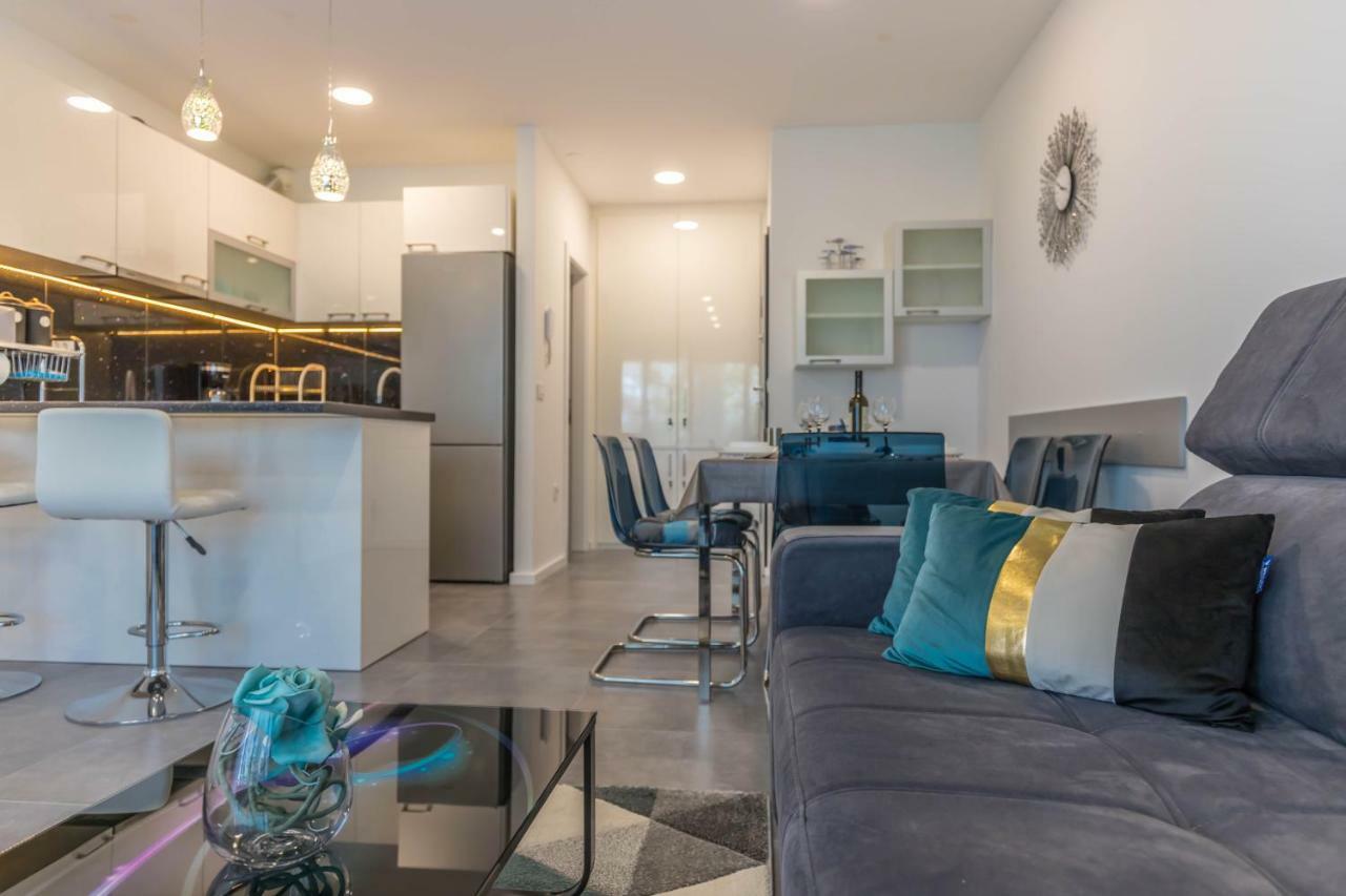 Apartments Tatjana Selce Εξωτερικό φωτογραφία